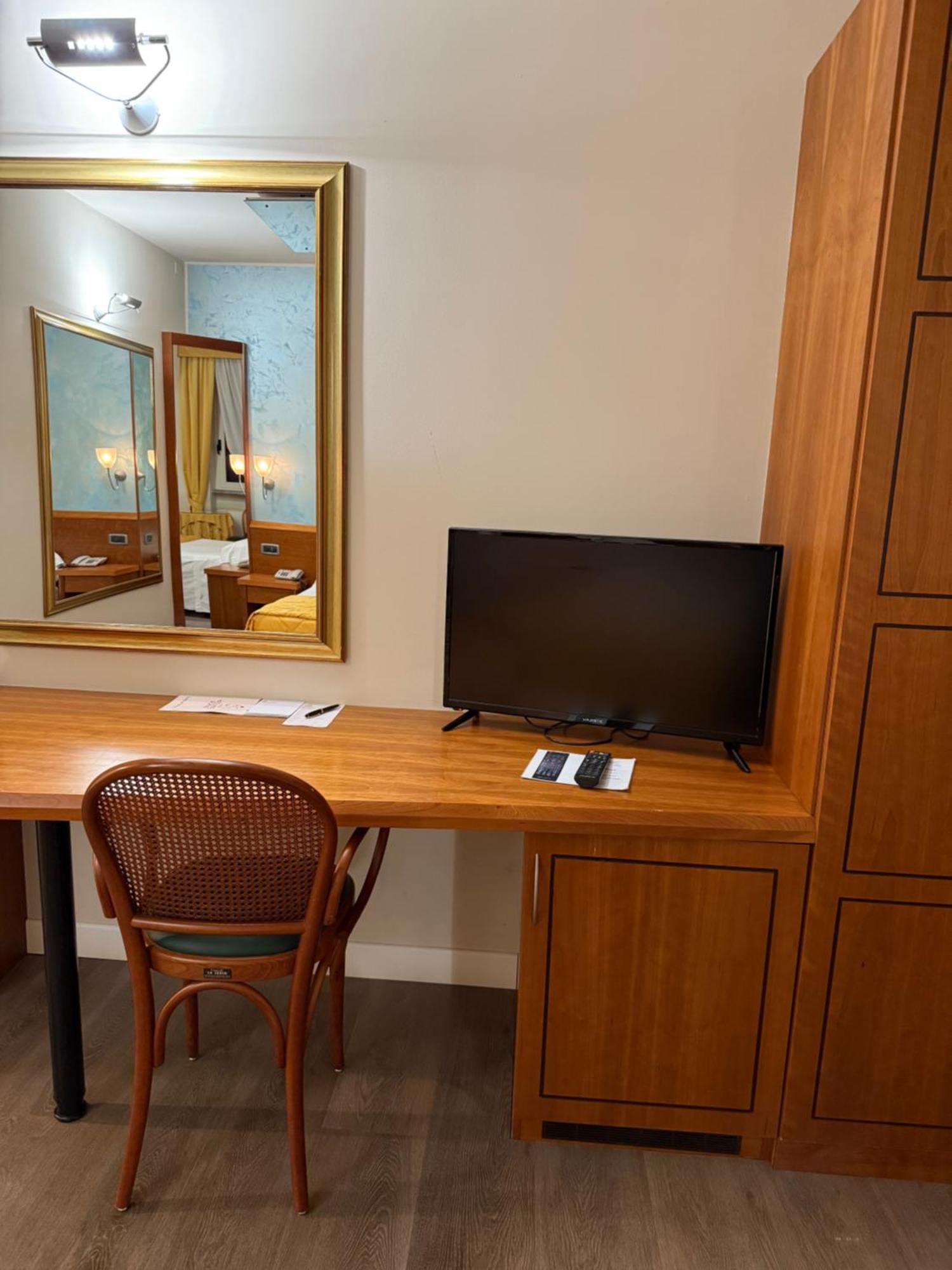 Hotel Motel Sporting Montodine 外观 照片